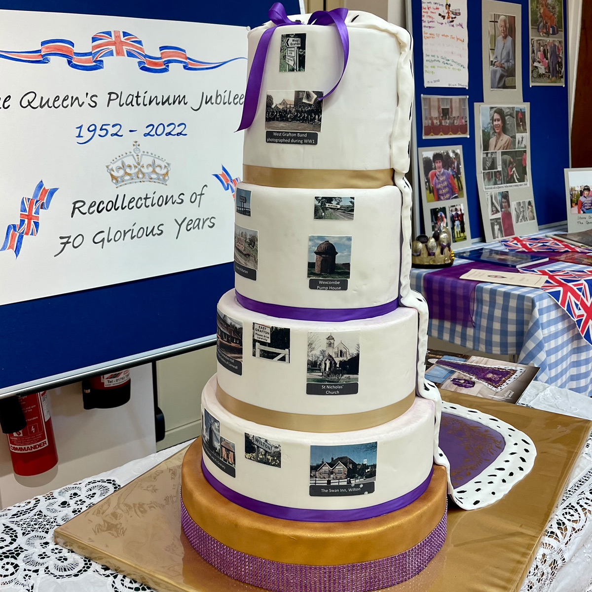 Queen's jubilee cake